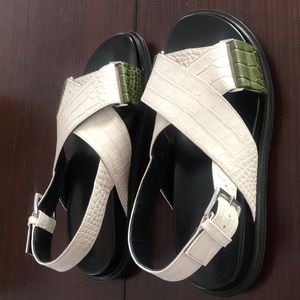Marni Fussbet Sandals (mint condition)